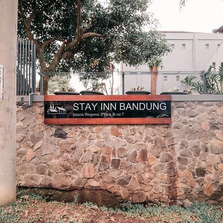 Stay Inn Pasteur Bandung, Husein Sastranegara Airport Exterior foto