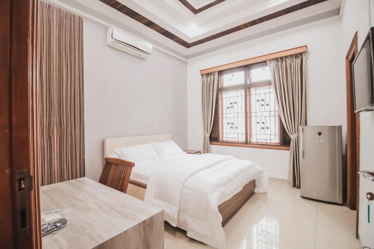Stay Inn Pasteur Bandung, Husein Sastranegara Airport Exterior foto