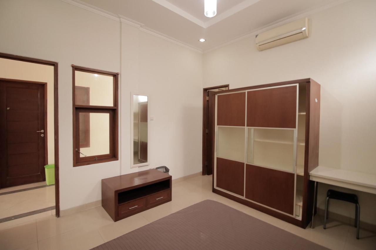 Stay Inn Pasteur Bandung, Husein Sastranegara Airport Exterior foto