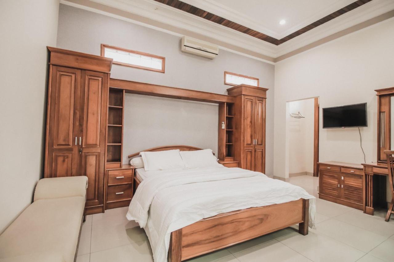 Stay Inn Pasteur Bandung, Husein Sastranegara Airport Exterior foto