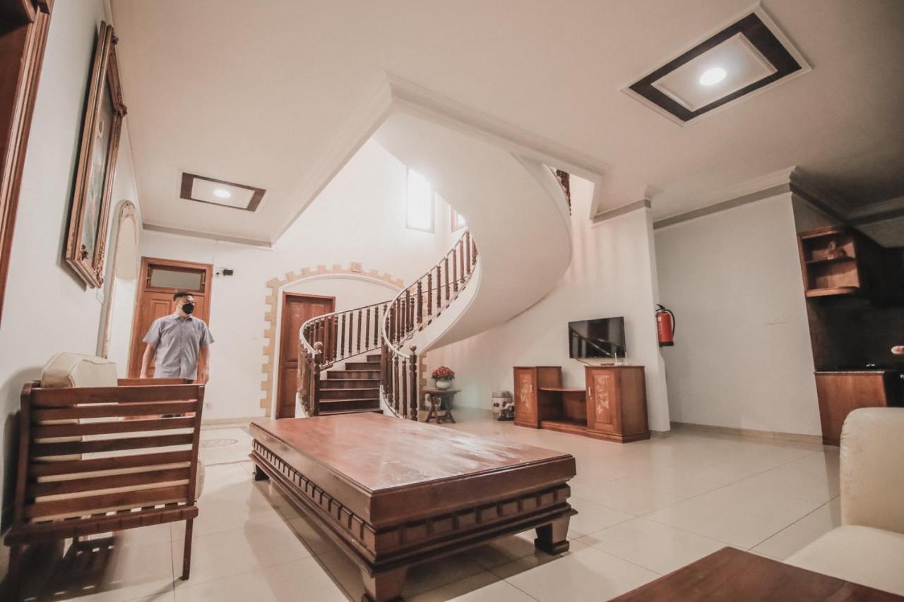 Stay Inn Pasteur Bandung, Husein Sastranegara Airport Exterior foto